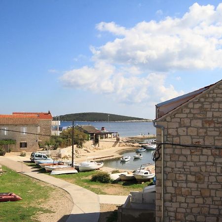 Apartments By The Sea Rukavac, Vis - 2478 Рукавац Экстерьер фото